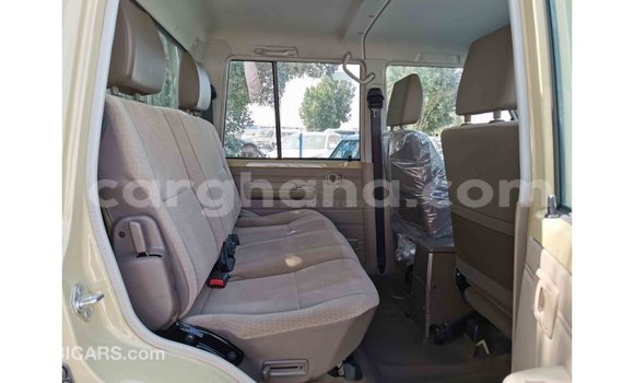 Sayi Imported Toyota Land Cruiser M Mota in Import - Dubai a Ashanti Sayi Imported Toyota Land Cruiser M Mota in Import - Dubai a Ashanti