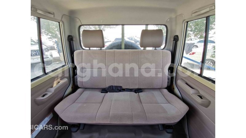 Big with watermark toyota land cruiser ashanti import dubai 20645