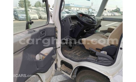 Ra Imported Toyota Coaster funfun Ọkọ̀ in Import - Dubai ni Ashanti Ra Imported Toyota Coaster funfun Ọkọ̀ in Import - Dubai ni Ashanti