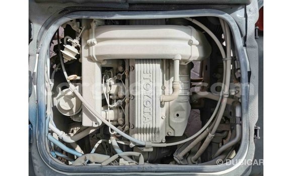 Ra Imported Toyota Coaster funfun Ọkọ̀ in Import - Dubai ni Ashanti Ra Imported Toyota Coaster funfun Ọkọ̀ in Import - Dubai ni Ashanti