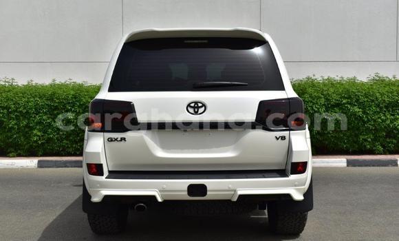 Ra Tuntun Toyota Land Cruiser funfun Ọkọ̀ in Import - Dubai ni Ashanti Ra Tuntun Toyota Land Cruiser funfun Ọkọ̀ in Import - Dubai ni Ashanti
