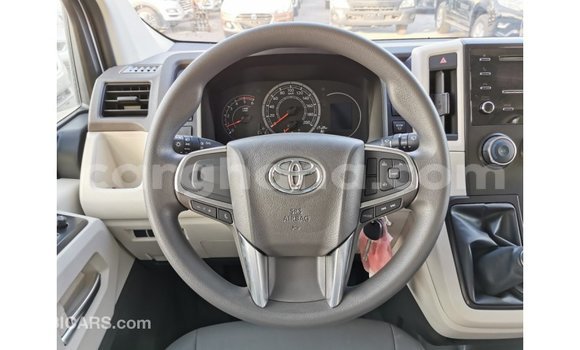 Buy Import Toyota Hiace White Car in Import - Dubai in Ashanti Buy Import Toyota Hiace White Car in Import - Dubai in Ashanti
