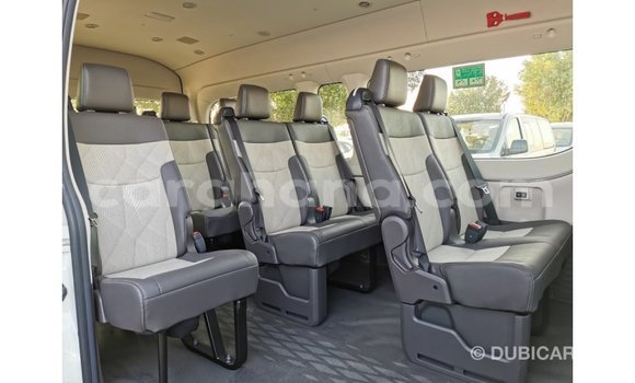 Buy Import Toyota Hiace White Car in Import - Dubai in Ashanti Buy Import Toyota Hiace White Car in Import - Dubai in Ashanti