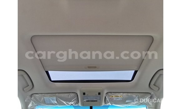 Sayi Imported Toyota Land Cruiser White Mota in Import - Dubai a Ashanti Sayi Imported Toyota Land Cruiser White Mota in Import - Dubai a Ashanti