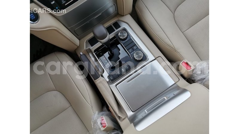 Big with watermark toyota land cruiser ashanti import dubai 20705