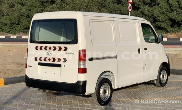 Buy Import Daihatsu Sirion White Car in Import - Dubai in Ashanti Buy Import Daihatsu Sirion White Car in Import - Dubai in Ashanti