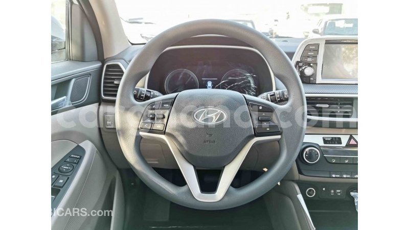 Big with watermark hyundai tucson ashanti import dubai 20730