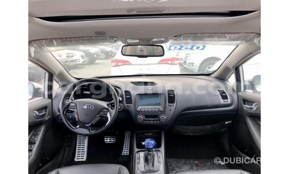 Sayi Imported Kia Cerato White Mota in Import - Dubai a Ashanti Sayi Imported Kia Cerato White Mota in Import - Dubai a Ashanti