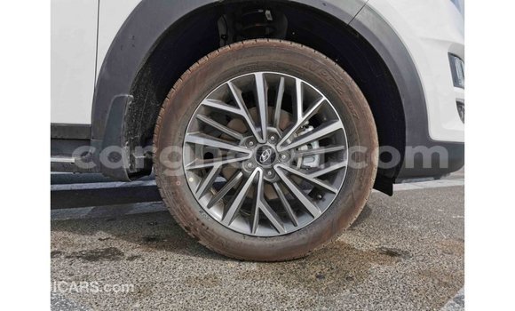 Ra Imported Hyundai Tucson funfun Ọkọ̀ in Import - Dubai ni Ashanti Ra Imported Hyundai Tucson funfun Ọkọ̀ in Import - Dubai ni Ashanti