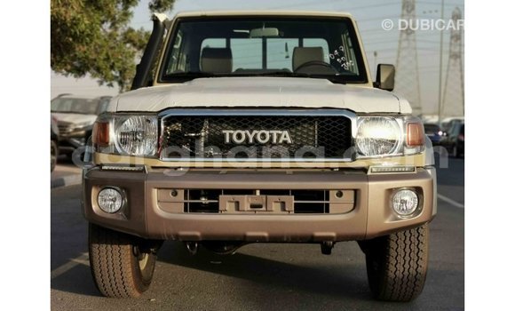 Sayi Imported Toyota Land Cruiser M Mota in Import - Dubai a Ashanti Sayi Imported Toyota Land Cruiser M Mota in Import - Dubai a Ashanti