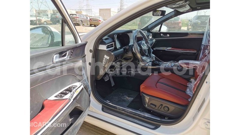 Big with watermark kia k5 ashanti import dubai 20786