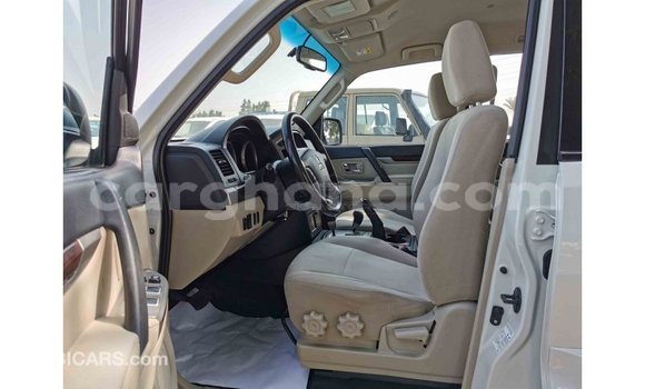Buy Import Mitsubishi Pajero White Car in Import - Dubai in Ashanti Buy Import Mitsubishi Pajero White Car in Import - Dubai in Ashanti