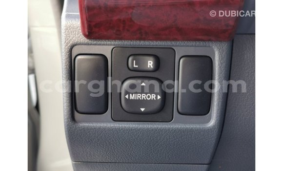 Buy Import Toyota Land Cruiser White Car in Import - Dubai in Ashanti Buy Import Toyota Land Cruiser White Car in Import - Dubai in Ashanti