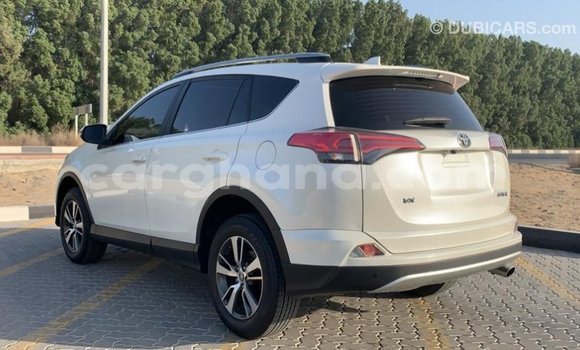 Buy Import Toyota 4Runner White Car in Import - Dubai in Ashanti Buy Import Toyota 4Runner White Car in Import - Dubai in Ashanti