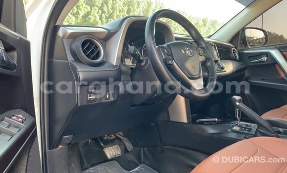 Buy Import Toyota 4Runner White Car in Import - Dubai in Ashanti Buy Import Toyota 4Runner White Car in Import - Dubai in Ashanti