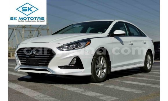 Buy Import Hyundai Sonata White Car in Import - Dubai in Ashanti Buy Import Hyundai Sonata White Car in Import - Dubai in Ashanti