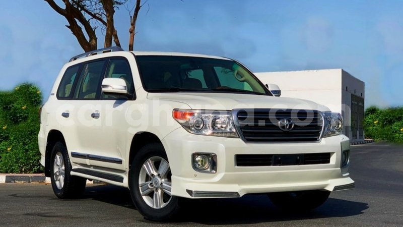 Big with watermark toyota land cruiser ashanti import dubai 20836