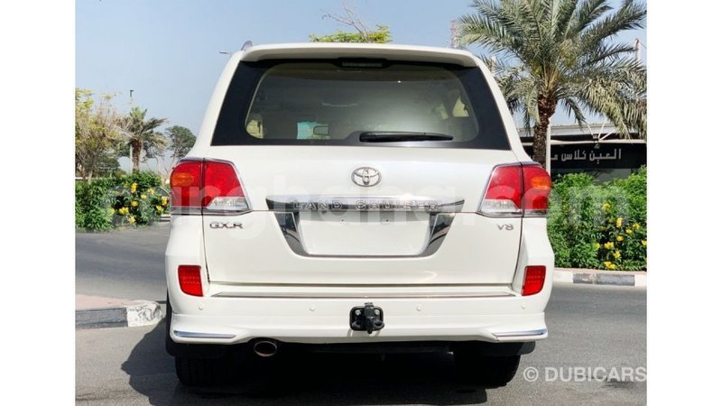 Big with watermark toyota land cruiser ashanti import dubai 20836