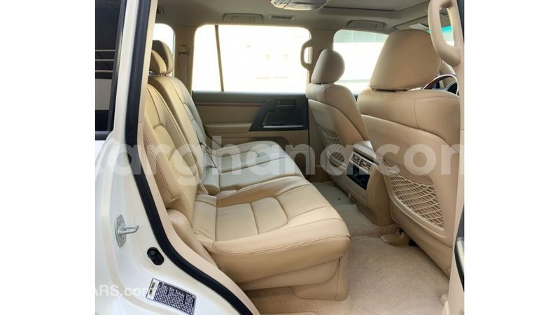 Big with watermark toyota land cruiser ashanti import dubai 20836