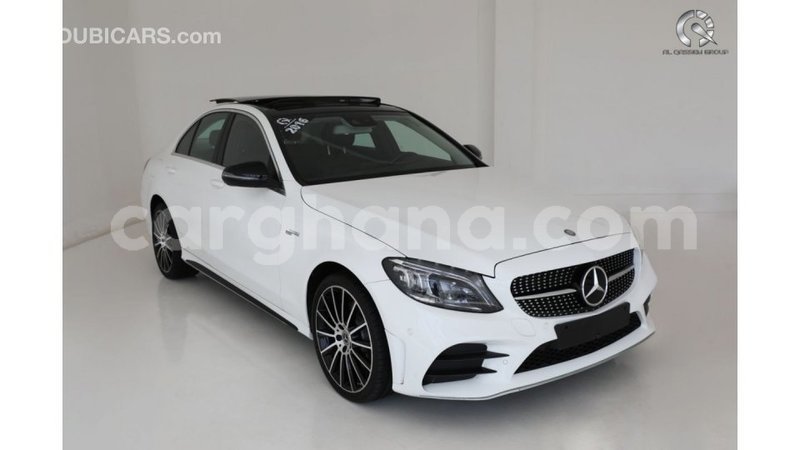 Big with watermark mercedes benz a200 ashanti import dubai 20880