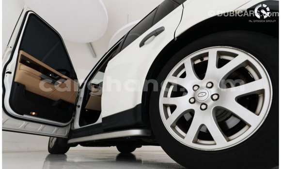 Sayi Imported Land Rover Range Rover White Mota in Import - Dubai a Ashanti Sayi Imported Land Rover Range Rover White Mota in Import - Dubai a Ashanti