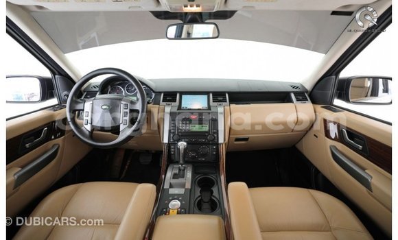 Sayi Imported Land Rover Range Rover White Mota in Import - Dubai a Ashanti Sayi Imported Land Rover Range Rover White Mota in Import - Dubai a Ashanti