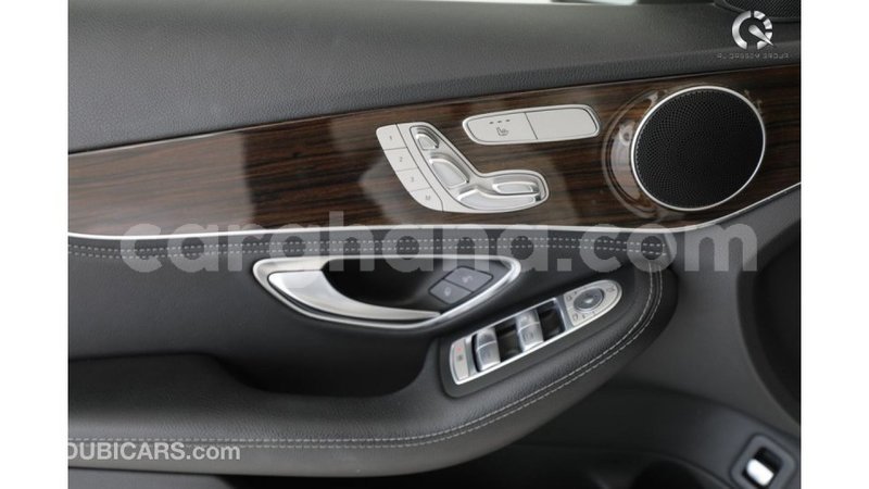 Big with watermark mercedes benz a200 ashanti import dubai 20880