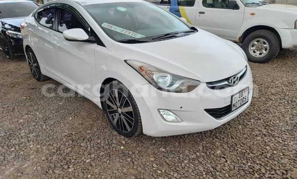 Buy Used Hyundai Elantra White Car in Accra in Greater Accra