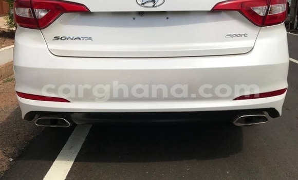 Buy Used Hyundai Sonata White Car in Accra in Greater Accra