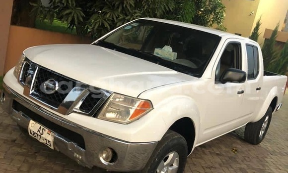 Buy Used Nissan Pickup White Car in Accra in Greater Accra Buy Used Nissan Pickup White Car in Accra in Greater Accra