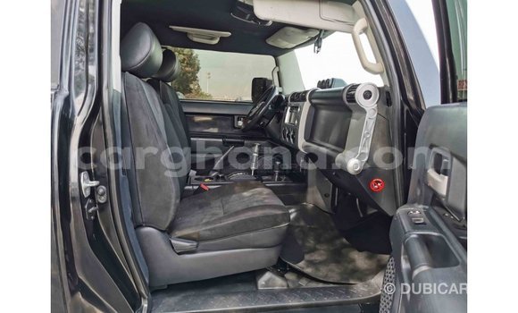 Sayi Imported Toyota FJ Cruiser Black Mota in Import - Dubai a Ashanti Sayi Imported Toyota FJ Cruiser Black Mota in Import - Dubai a Ashanti