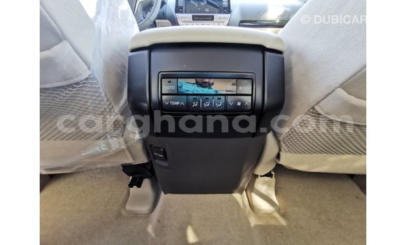 Sayi Imported Toyota Prado White Mota in Import - Dubai a Ashanti Sayi Imported Toyota Prado White Mota in Import - Dubai a Ashanti