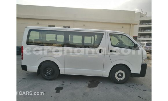 Sayi Imported Toyota Hiace White Mota in Import - Dubai a Ashanti Sayi Imported Toyota Hiace White Mota in Import - Dubai a Ashanti