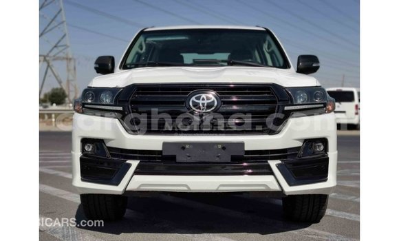 Buy Import Toyota Land Cruiser White Car in Import - Dubai in Ashanti Buy Import Toyota Land Cruiser White Car in Import - Dubai in Ashanti