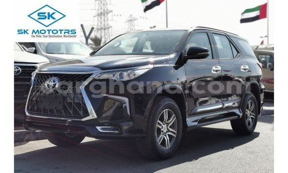 Sayi Imported Toyota Fortuner Black Mota in Import - Dubai a Ashanti Sayi Imported Toyota Fortuner Black Mota in Import - Dubai a Ashanti