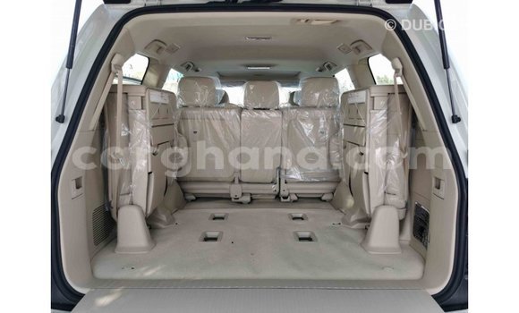 Ra Imported Toyota Land Cruiser funfun Ọkọ̀ in Import - Dubai ni Ashanti Ra Imported Toyota Land Cruiser funfun Ọkọ̀ in Import - Dubai ni Ashanti
