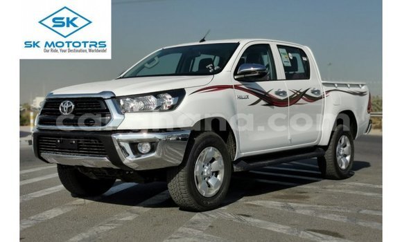 Buy Import Toyota Hilux White Car in Import - Dubai in Ashanti Buy Import Toyota Hilux White Car in Import - Dubai in Ashanti