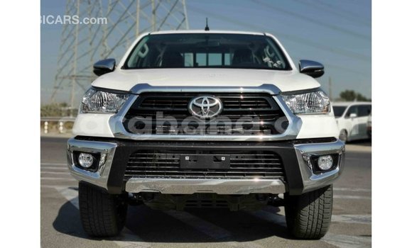 Buy Import Toyota Hilux White Car in Import - Dubai in Ashanti Buy Import Toyota Hilux White Car in Import - Dubai in Ashanti