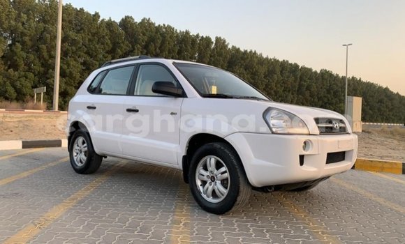 Ra Imported Hyundai Tucson funfun Ọkọ̀ in Import - Dubai ni Ashanti Ra Imported Hyundai Tucson funfun Ọkọ̀ in Import - Dubai ni Ashanti