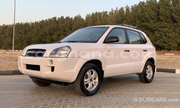 Ra Imported Hyundai Tucson funfun Ọkọ̀ in Import - Dubai ni Ashanti Ra Imported Hyundai Tucson funfun Ọkọ̀ in Import - Dubai ni Ashanti