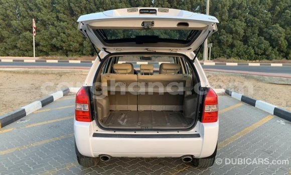 Ra Imported Hyundai Tucson funfun Ọkọ̀ in Import - Dubai ni Ashanti Ra Imported Hyundai Tucson funfun Ọkọ̀ in Import - Dubai ni Ashanti