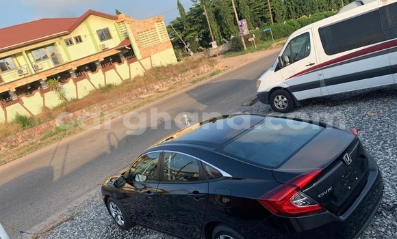 Sayi Na hannu Honda Civic Black Mota in Accra a Greater Accra Sayi Na hannu Honda Civic Black Mota in Accra a Greater Accra