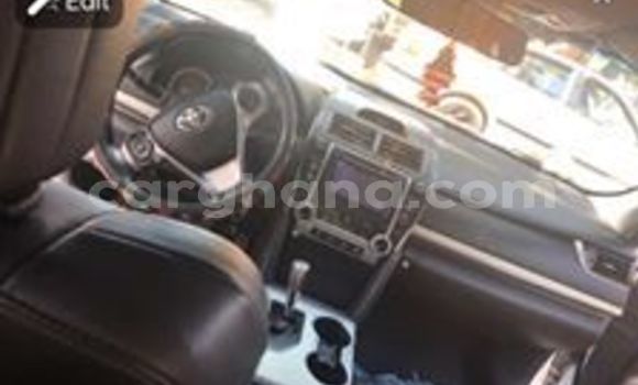 Sayi Na hannu Toyota Camry Red Mota in Accra a Greater Accra Sayi Na hannu Toyota Camry Red Mota in Accra a Greater Accra
