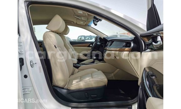 Buy Import Kia Cadenza White Car in Import - Dubai in Ashanti Buy Import Kia Cadenza White Car in Import - Dubai in Ashanti
