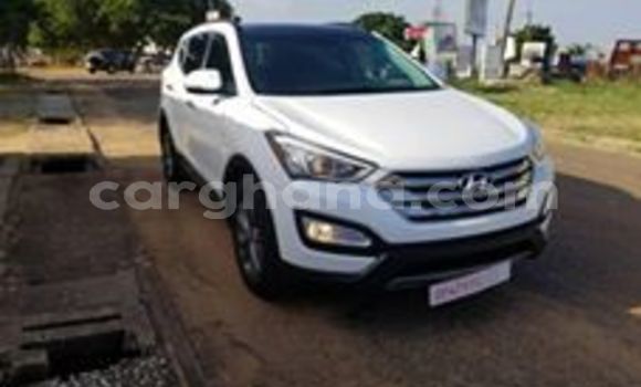 Sayi Na hannu Hyundai Santa Fe White Mota in Accra a Greater Accra Sayi Na hannu Hyundai Santa Fe White Mota in Accra a Greater Accra