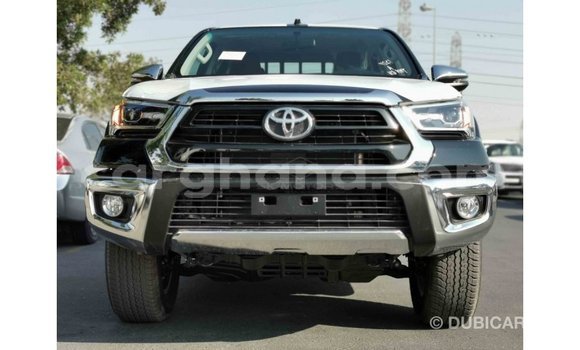 Sayi Imported Toyota Hilux Black Mota in Import - Dubai a Ashanti Sayi Imported Toyota Hilux Black Mota in Import - Dubai a Ashanti