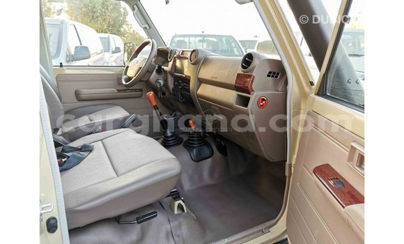 Ra Imported Toyota Land Cruiser Alagara Ọkọ̀ in Import - Dubai ni Ashanti Ra Imported Toyota Land Cruiser Alagara Ọkọ̀ in Import - Dubai ni Ashanti