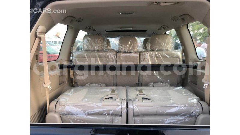 Big with watermark toyota land cruiser ashanti import dubai 21044