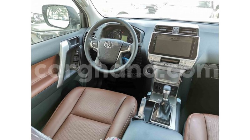 Big with watermark toyota prado ashanti import dubai 21046