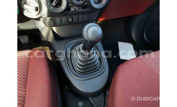 Buy Import Toyota Hilux White Car in Import - Dubai in Ashanti Buy Import Toyota Hilux White Car in Import - Dubai in Ashanti